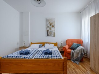 Schlafzimmer 3