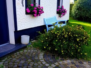 Rustikales gemütliches Ferienhaus mit großzügigem Garten  in einer waldreichen Umgebung. - Auw bei Prüm - image1