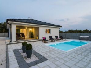 Belle villa avec piscine privée à Briševo - Murvica - image1