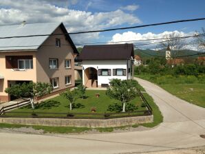 Ferienhaus Vakantiehuis in Lovinac bij Plitvice Meren