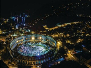 Apartamento Mihanići Entorno 25