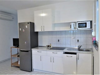 Apartment Mandre Features 17