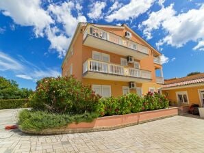 Wohnung in Banjole nahe Strand Centinera