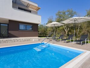Luxuriöse Villa Novigrad mit Swimmingpool - Karigador - image1