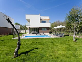 Villa Karigador Buitenaudio-opname 10