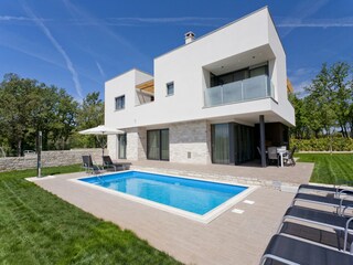 Villa Karigador Buitenaudio-opname 14