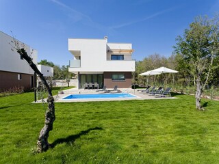 Villa Karigador Buitenaudio-opname 15