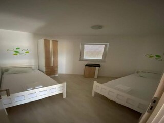 Apartment Stara Novalja Features 9