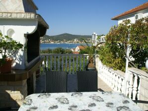 appartement in Vinisce met uitzicht op zee - Vinisce - image1