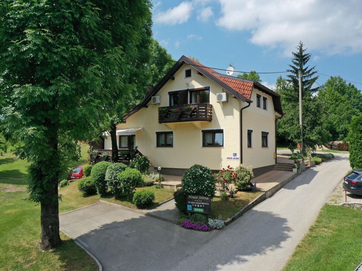 Apartment Grabovac Außenaufnahme 1