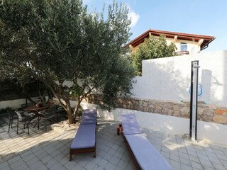Apartment Maslenica Außenaufnahme 9