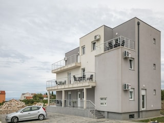 Apartment Stara Novalja Außenaufnahme 5