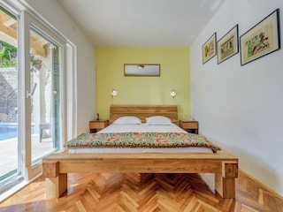 Villa Solin Features 24