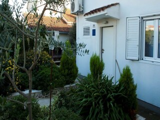 Holiday house Okrug Donji Features 16
