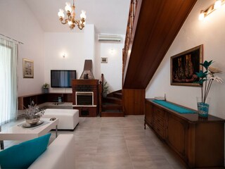 Holiday house Okrug Donji Features 17