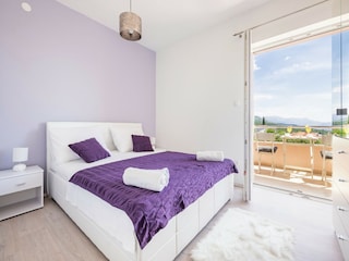 Apartment Kaštel Stari Ausstattung 16