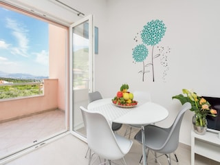Apartment Kaštel Stari Außenaufnahme 3