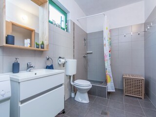 Ferienhaus Zemunik Donji Ausstattung 28