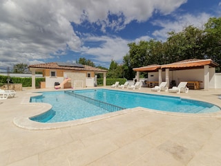 Apartment Banjole Outdoor Recording 10