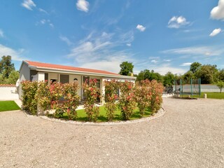 Maison de vacances Banjole Enregistrement extérieur 12