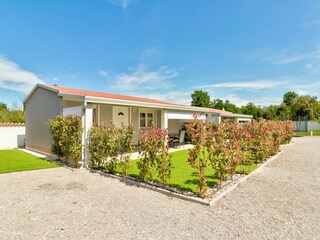 Maison de vacances Banjole Enregistrement extérieur 7