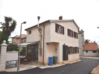 Maison de vacances Banjole Enregistrement extérieur 6