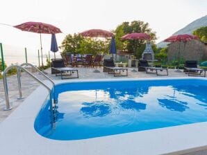 Preciosa villa en Tučepi con piscina privada - Tucepi - image1