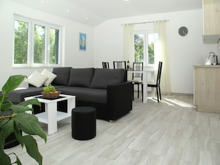Apartment Cilipi Features 8
