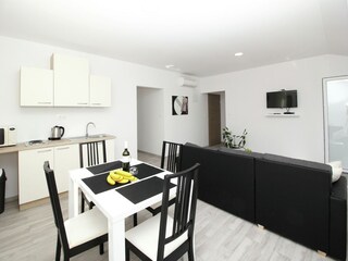 Apartment Cilipi Features 9