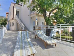 Warm appartement in Senj Lika- Karlovac met terras - Senj - image1