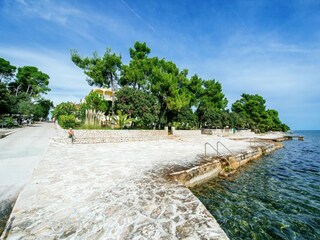 Appartement Petrcane Buitenaudio-opname 7