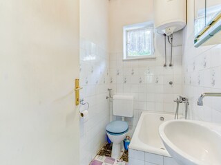 Apartment Brodarica Features 30