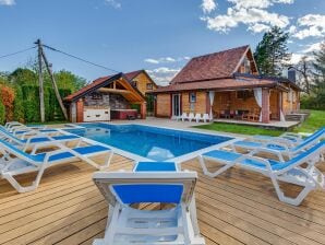 Hermosa casa de vacaciones Ogulin Lika en Karlovac, Croacia - Ogulín - image1