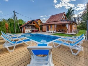 Hermosa casa de vacaciones en Karlovac Croacia - Ogulín - image1