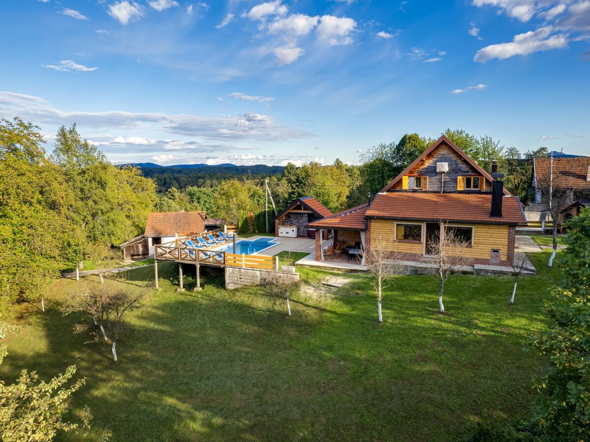 Ferienhaus Ogulin Außenaufnahme 10