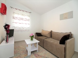 Apartment Kaštel Stari Features 15