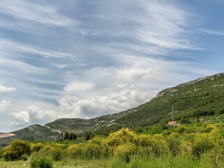 Appartement Kaštel Stari Buitenaudio-opname 11