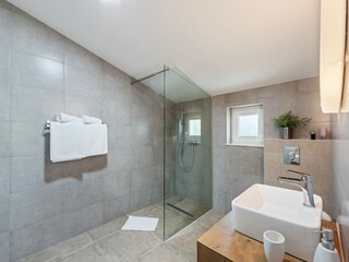 Villa Dicmo Caratteristiche 22