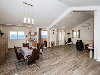 Apartment Starigrad Features 19