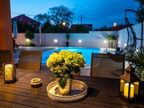 Luxuriöse Villa in Zaton/Dalmatien, Kroatien