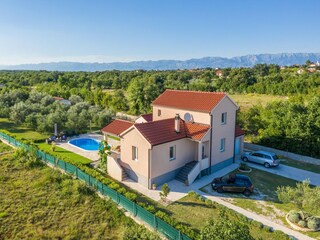 Vakantiehuis Gornji Poličnik Buitenaudio-opname 10