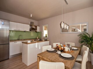 Villa Žrnovnica Características 26