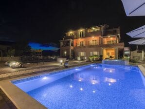Exquisites Villa-Apartment mit eigenem Pool in Grebaštica - Grebastica - image1