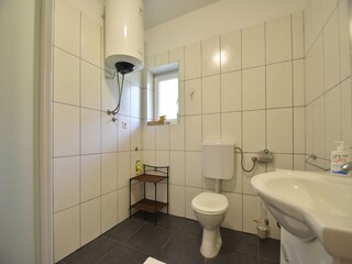Apartment Puljane Ausstattung 21