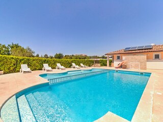 Wohnwagen Banjole Außenaufnahme 6