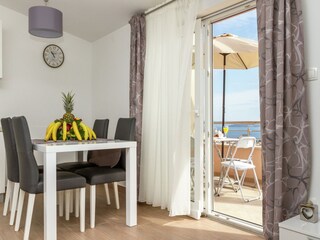 Apartment Kaštel Stari Ausstattung 16