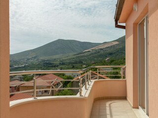 Appartement Kaštel Stari Buitenaudio-opname 3