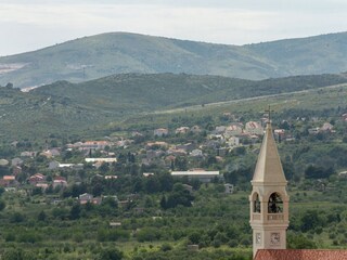 Apartment Kaštel Stari Environment 25