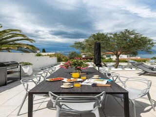 Apartment Arbanija  37