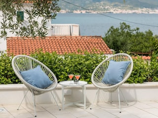 Apartment Arbanija  40
